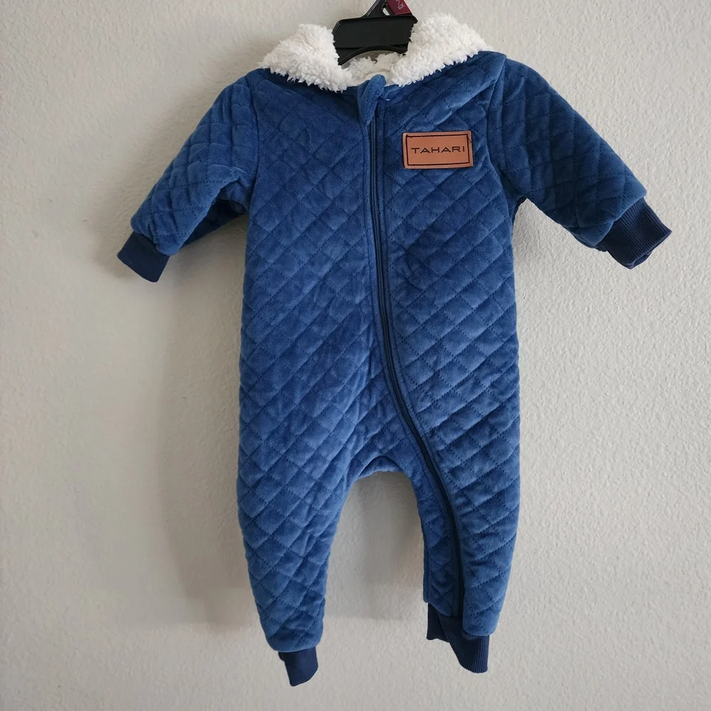 Bundle Tahari 6 To 9 Months New Without Tags & Carters 6 Months Outfit